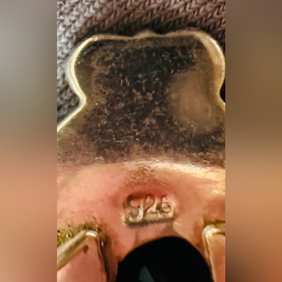 Beautiful .925 Silver ring with Blue aquamarine and topaz Gemstone Ring

Size 8 - Picture 5 of 6